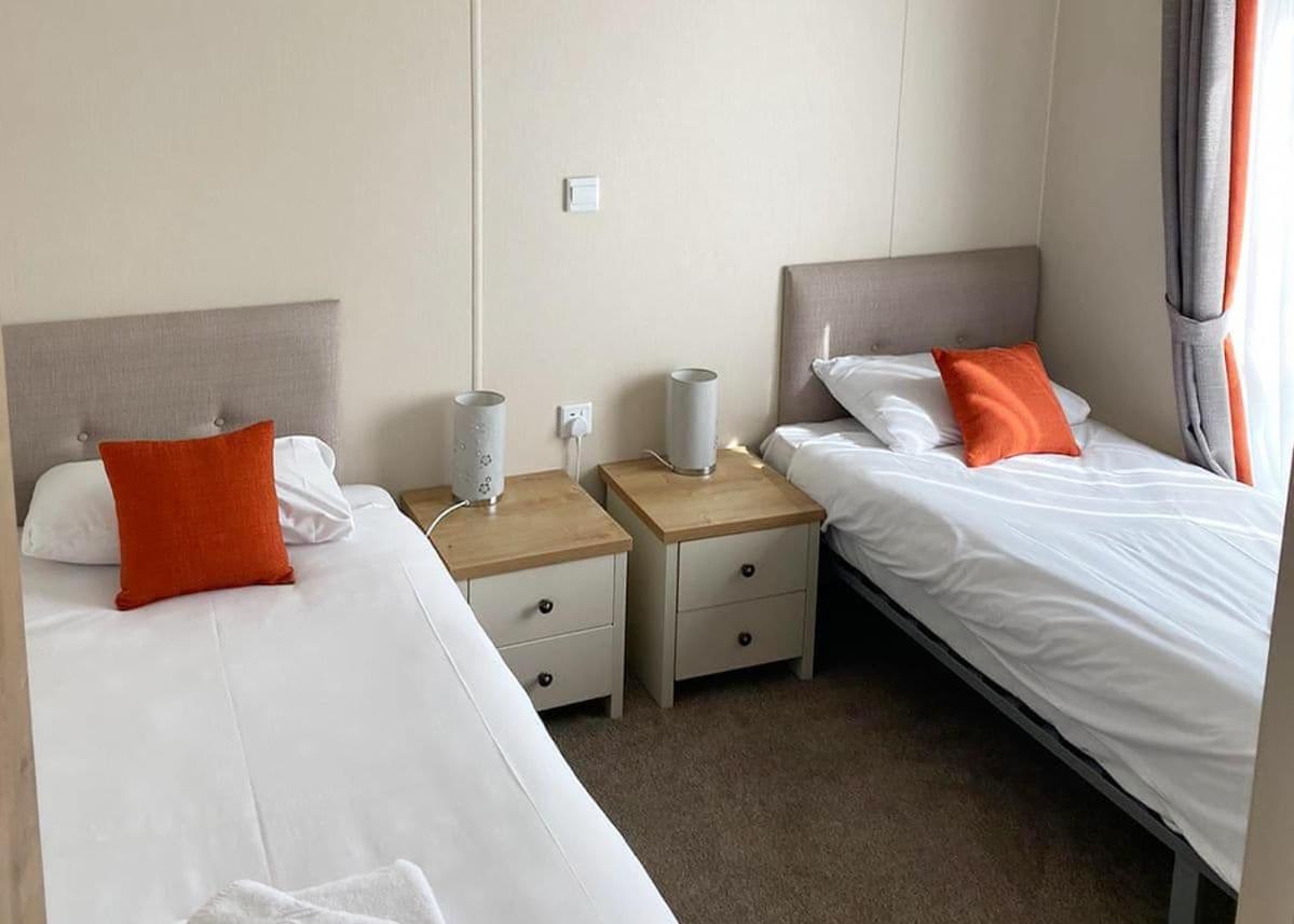 Shear Barn Holiday Park Hastings Esterno foto